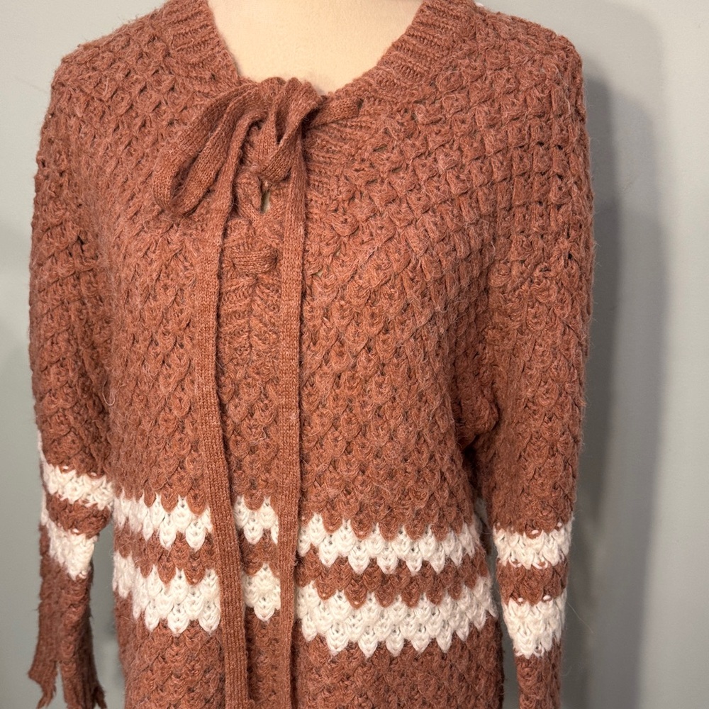 Moon River Cozy Brown and White wool blend pullover Sweater Size S - Picture 4 of 5